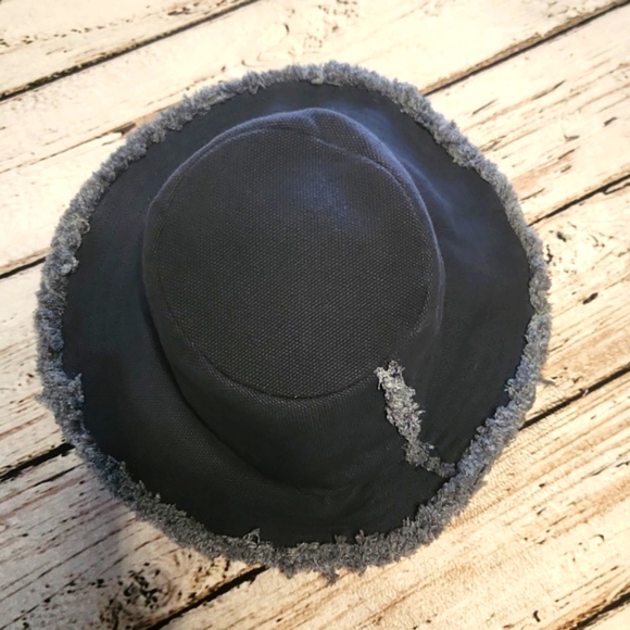 NWOT Madewell Denim Canvas Fringe Bucket Hat Medium Large - Picture 3 of 8